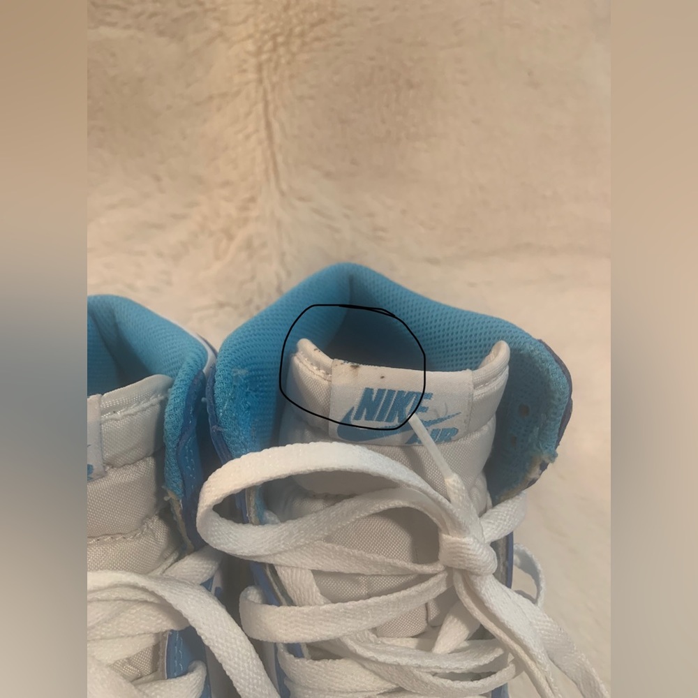 Air Jordan 1 Retro high OG sneakers - Picture 8 of 11